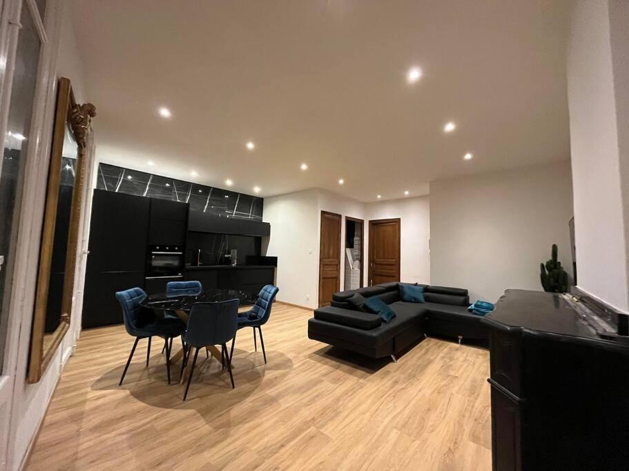 Appartement Haussmannien A 200M Des Halles. นาร์บอนน์ ภายนอก รูปภาพ